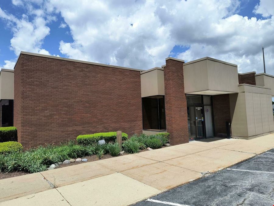 Schererville Former Bank Building