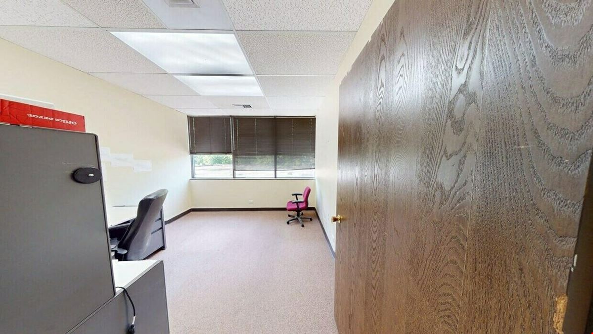 1235 E Davis St Office/Garage Building
