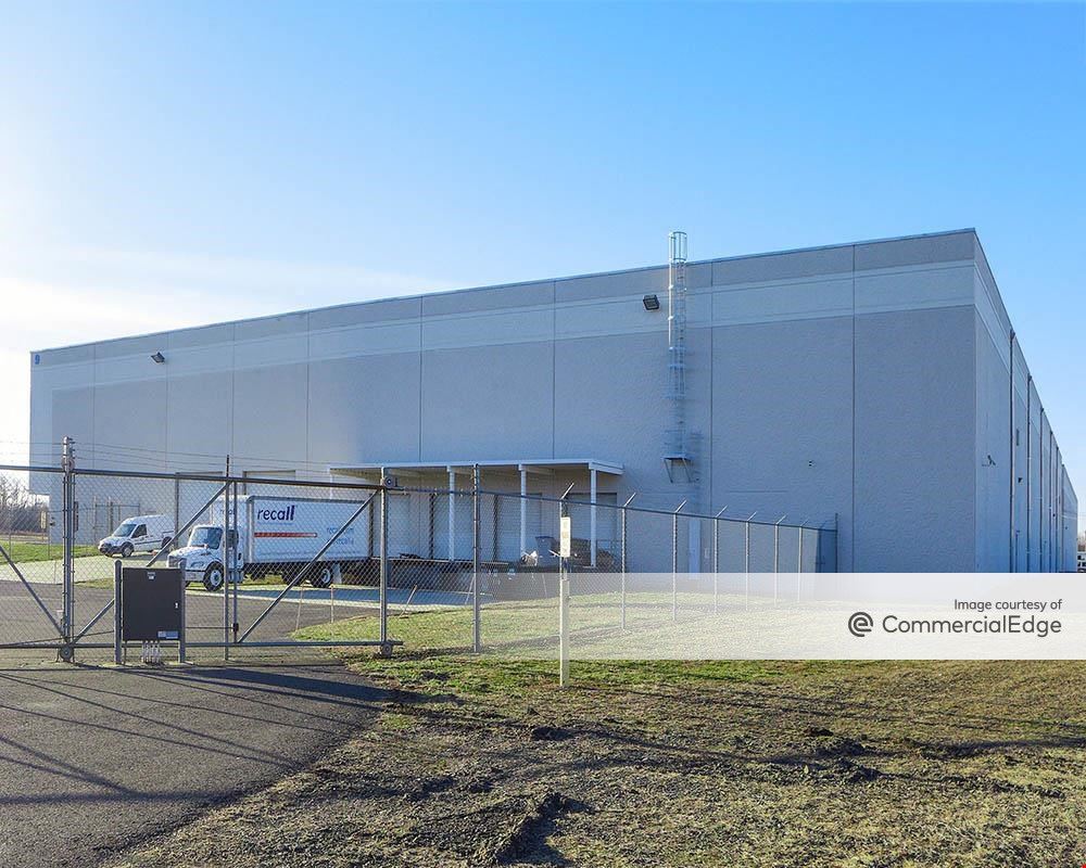 Bristol Industrial Park - 9-11 Runway Road