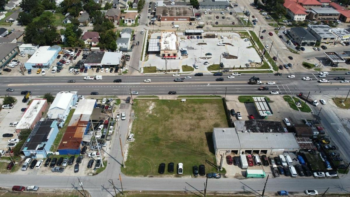 High-Visibility Metairie Land For Sale