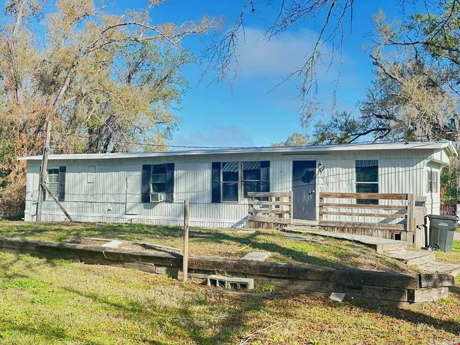 INCOME PRODUCER - 3 HOME MULTIFAMILY 711 & 713 NASHVILLE ROAD
