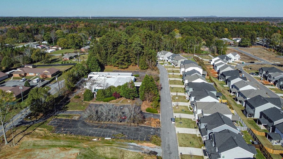 12K SQ FT Bdg Near SMC in Spartanburg, 55 Parking Spaces