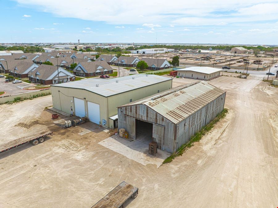 4 Industrial Buildings on ±7.66 Acres