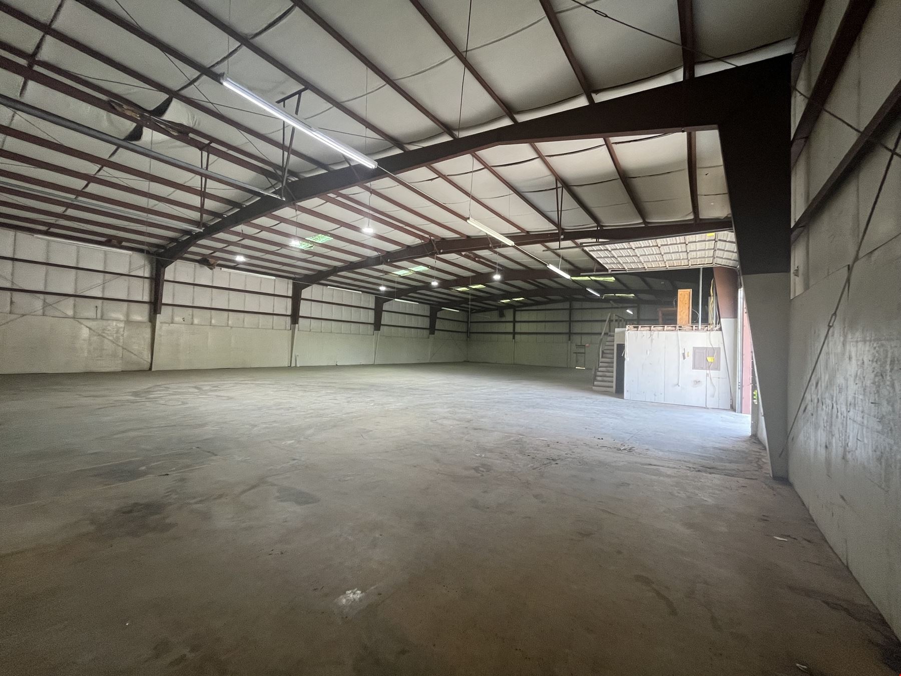 3702 Indian Hills Road Southeast
