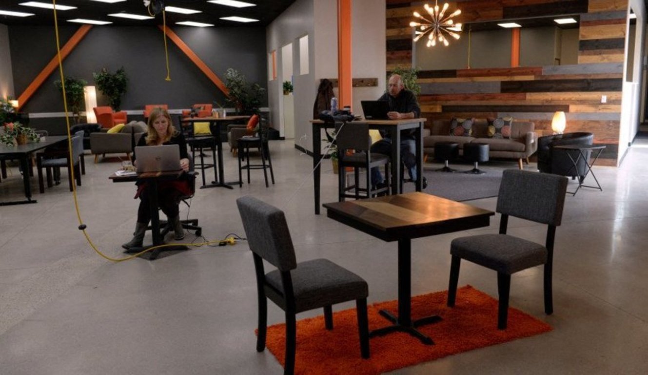 Open Desk Coworking