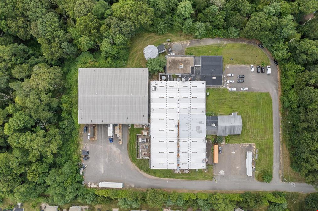 High-Clearance Industrial Hub with Prime Northeast Connectivity and Room to Grow