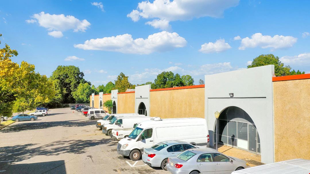 Enterprise Park - 2850, 2851, 2856 Lamb Pl