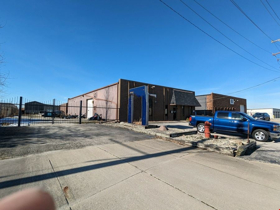 3270 Holeman Ave