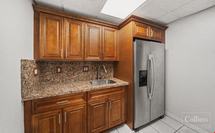 2424 Coral Way