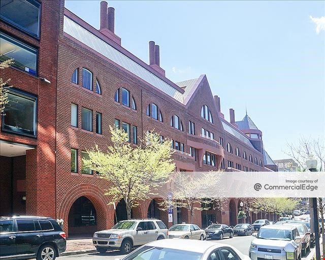 Jefferson Court