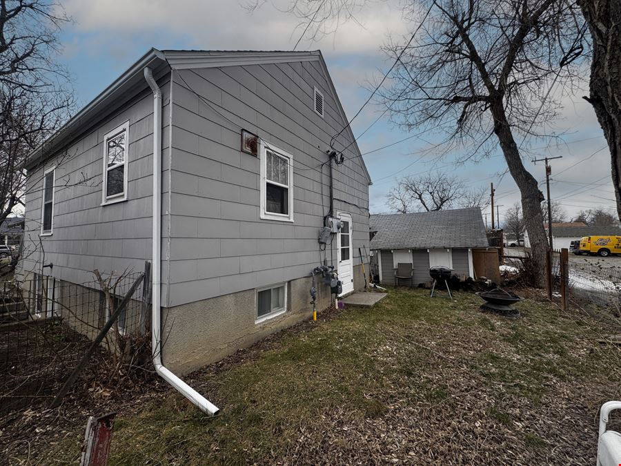 15 Burlington Ave