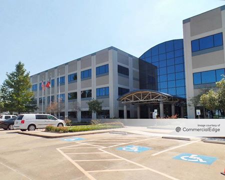 Preview of commercial space at 10777 Clay Road