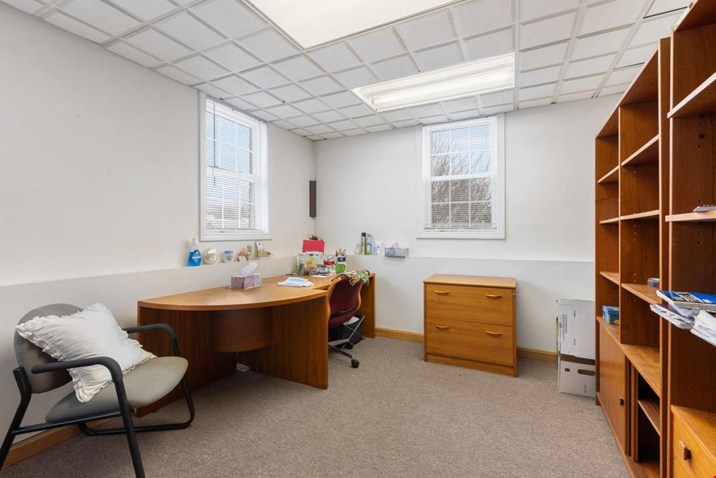 Well-located Medical or Professional Office Space for Lease in Wilmington, MA