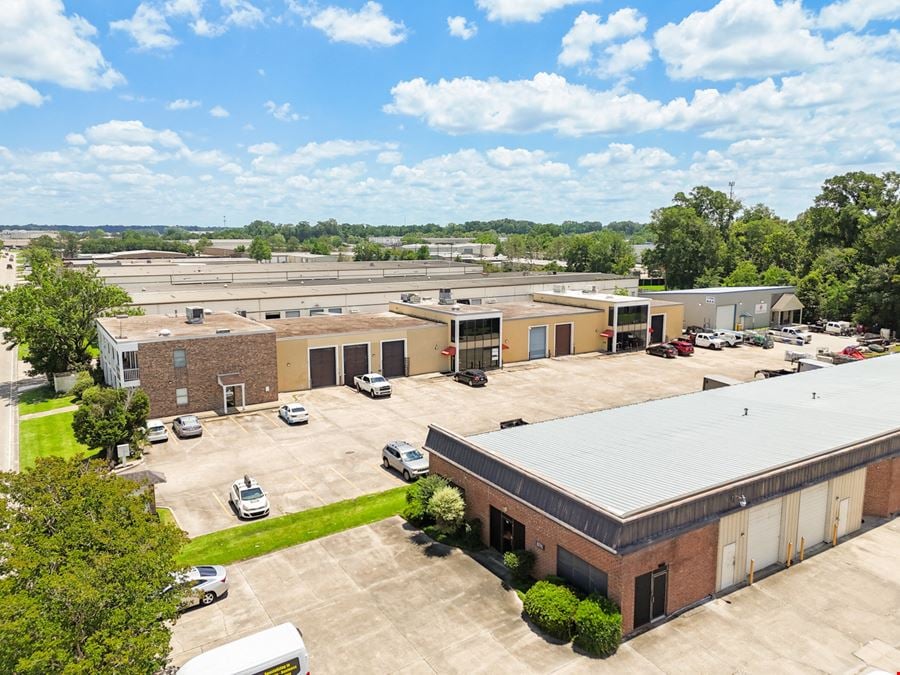 Fully Occupied Multi-Tenant Industrial / Office Investment on Industriplex Blvd