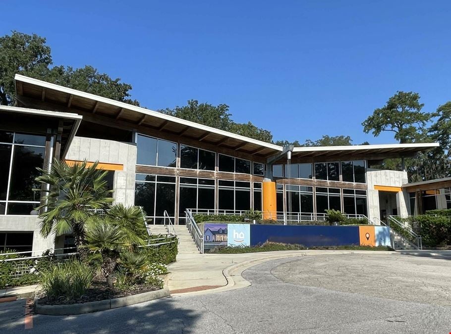 7600 NW 5th Place, Building B