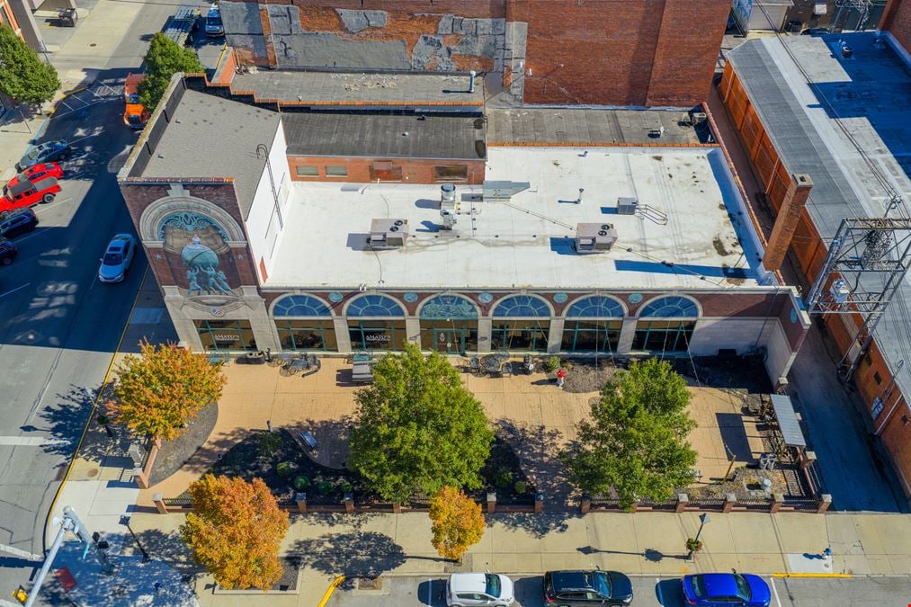 143 W Center St