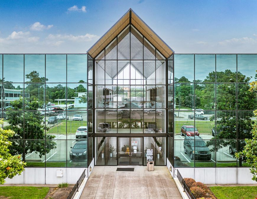 17270 Red Oak Dr.