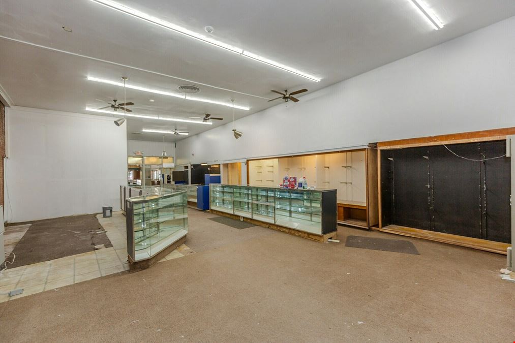 Prime Commercial Property Opportunity in Up-and-Coming Arctic Section