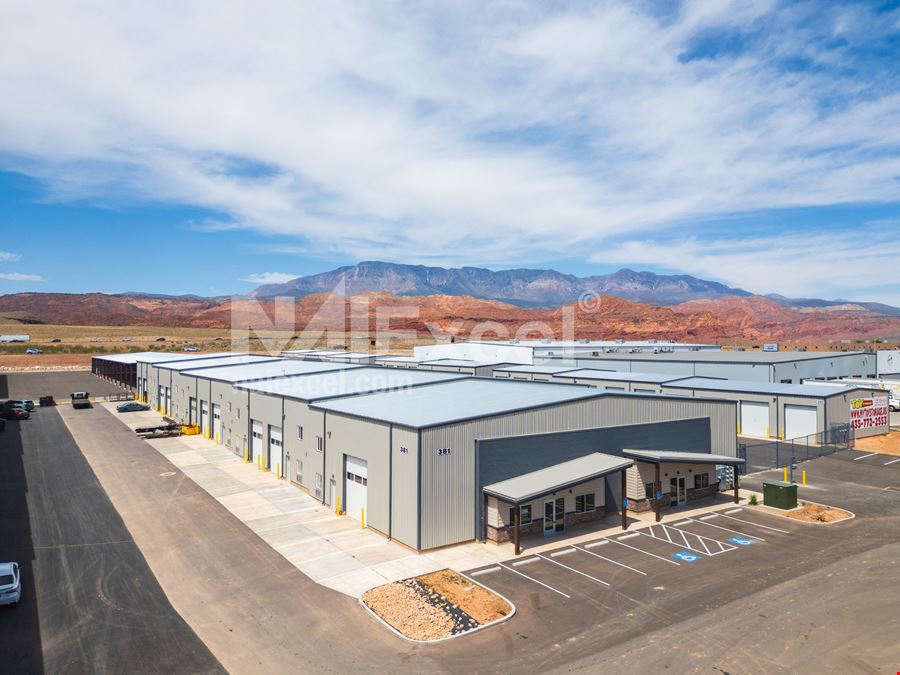 Office/Warehouse For Lease In Gateway