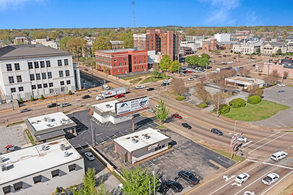 301 S Highland
