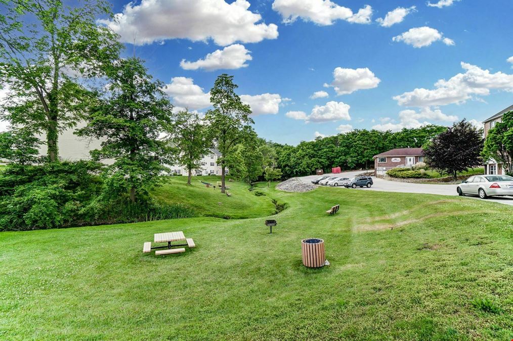 Forest Creek Town Homes