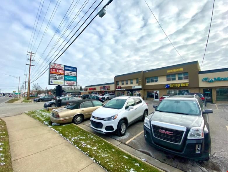 5025 W. Saginaw Highway