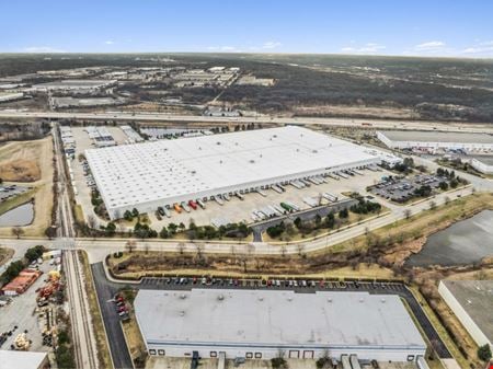 Preview of commercial space at 2100 Internationale Parkway