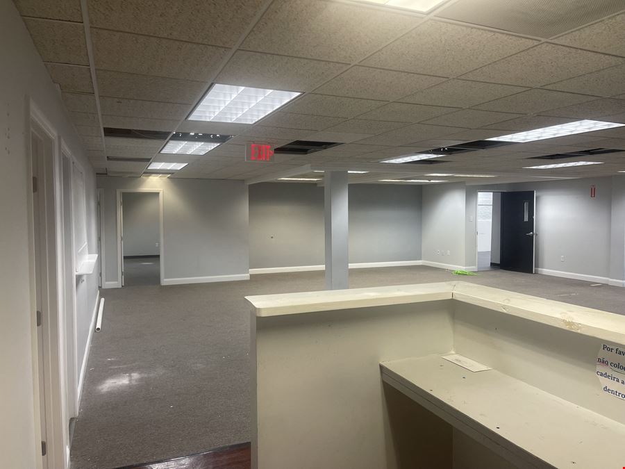 Baymeadows Way Business Center
