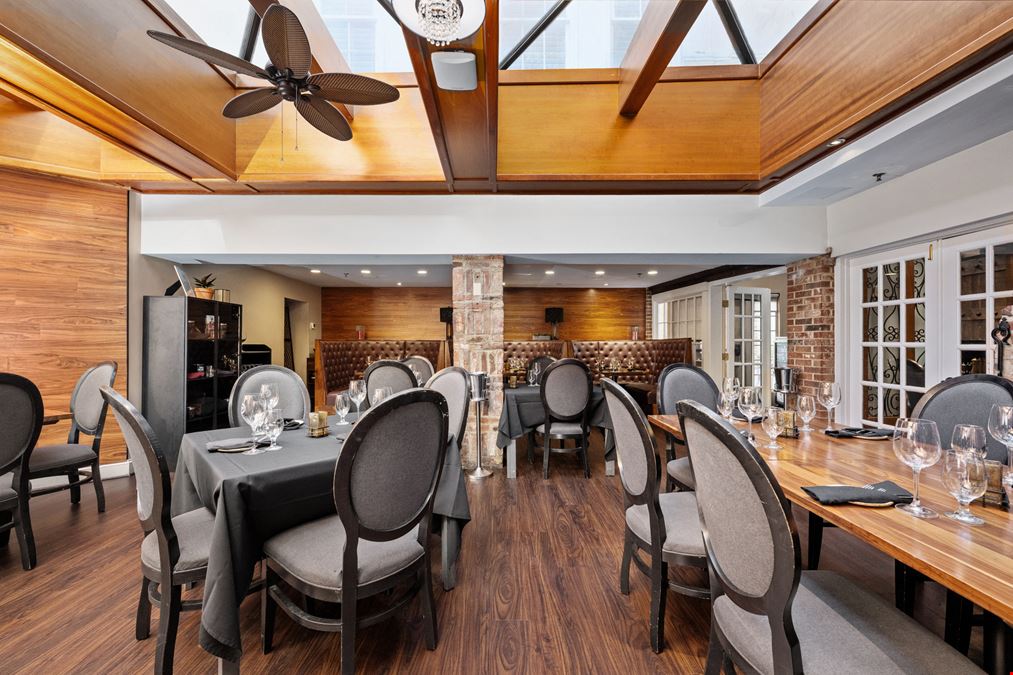 Second-Generation Restaurant Space For Lease