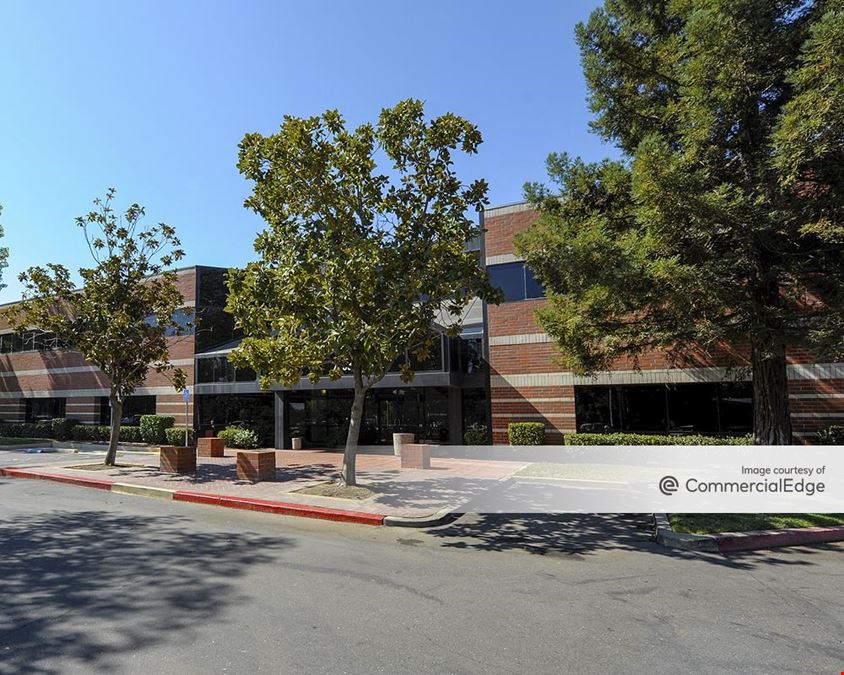 Howe Corporate Center