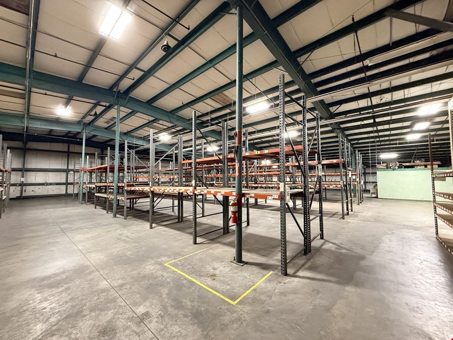 Stand Alone Warehouse Near Polk Parkway