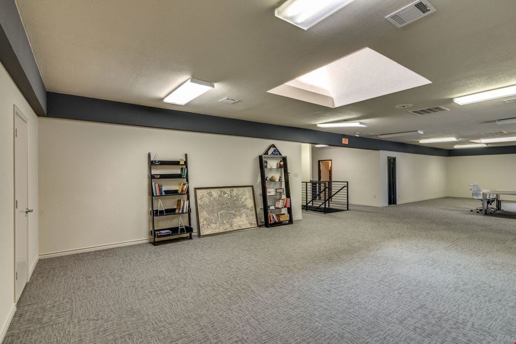 9292 Huntington Square