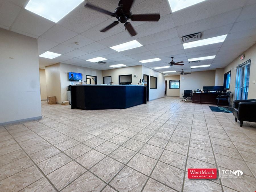 2424 E Slaton Rd