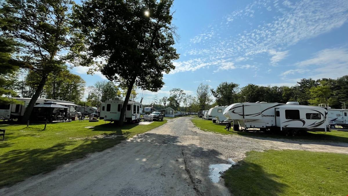 Pointe Au Gres Marina & Campground 