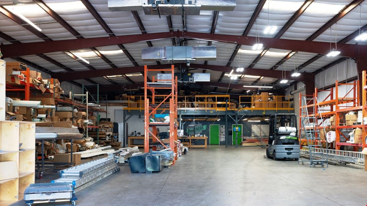10,598 SF Single-Tenant Warehouse on 0.99 AC