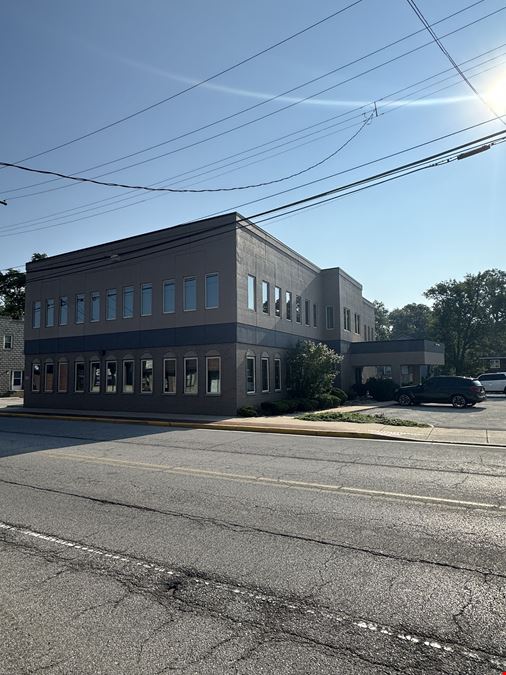 131-39 S Broad Street