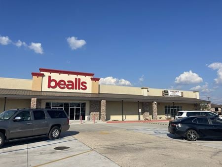 Preview of Retail space for Rent at 6433 LA-182