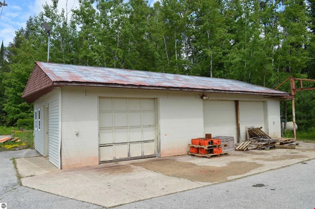 300 Ft of M-72 Frontage with 2 Acres of Flexible Office, Warehouse, and Fleet Space