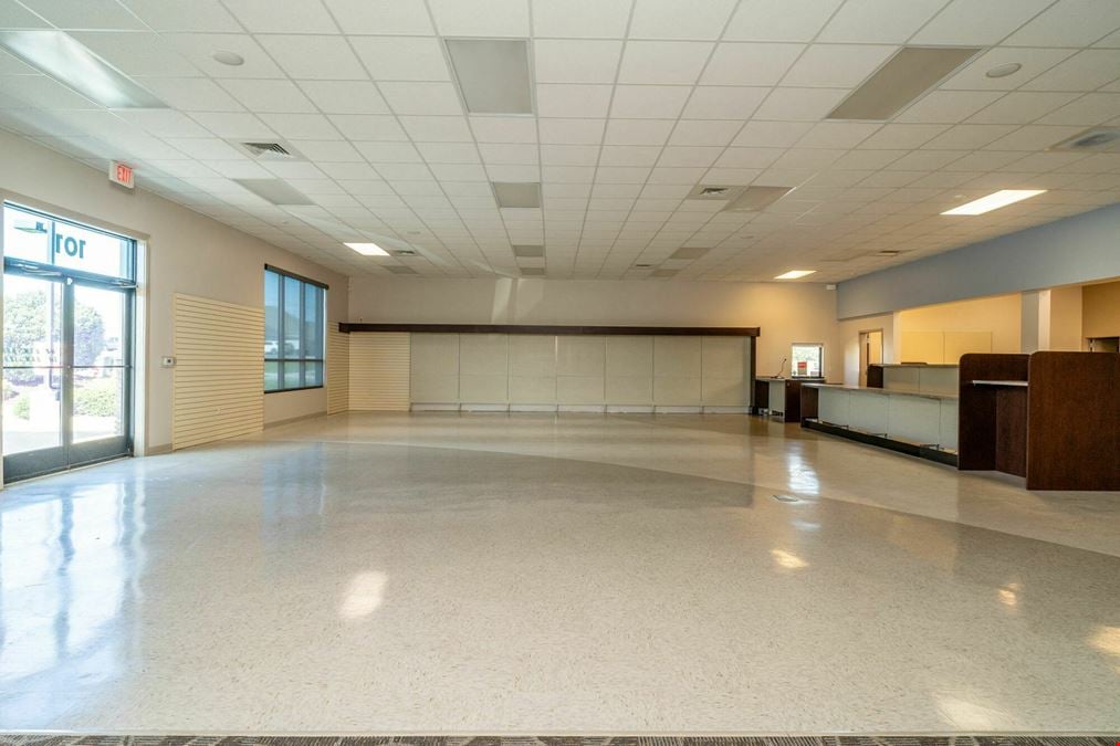 OFFICE CONDO AVAILABLE IN MYERS CORNER OFFICE COMPLEX