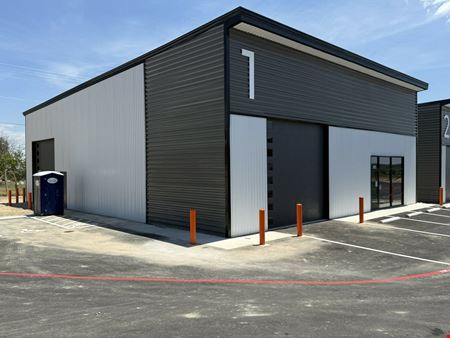 Preview of commercial space at 6420 Farm to Market 1102