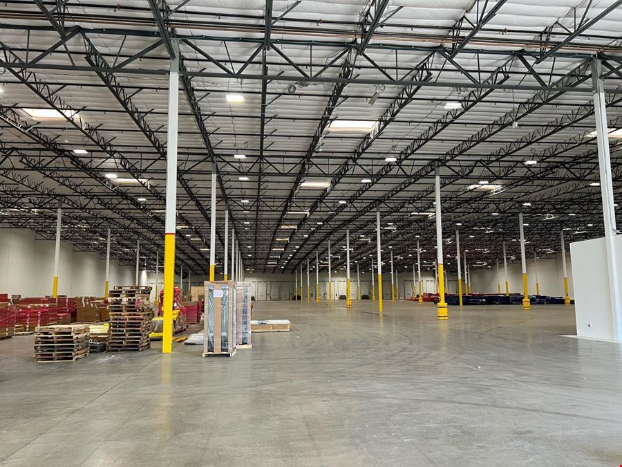 Sparks, NV Warehouse For Rent #1650 | 1,000-305,000 SF