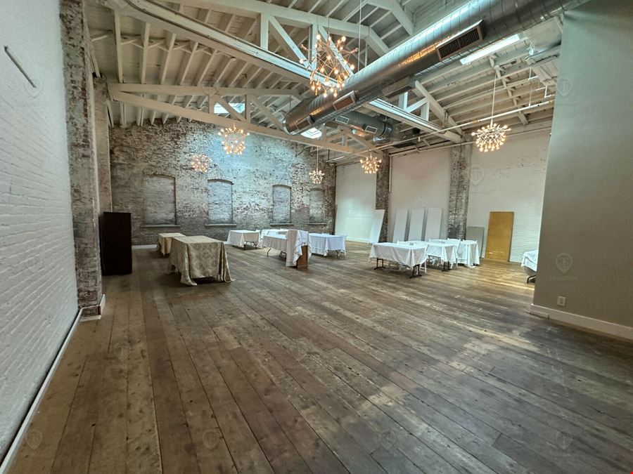 4,000 SF | 650 Sackett Street | Rustic Commercial Loft For Lease