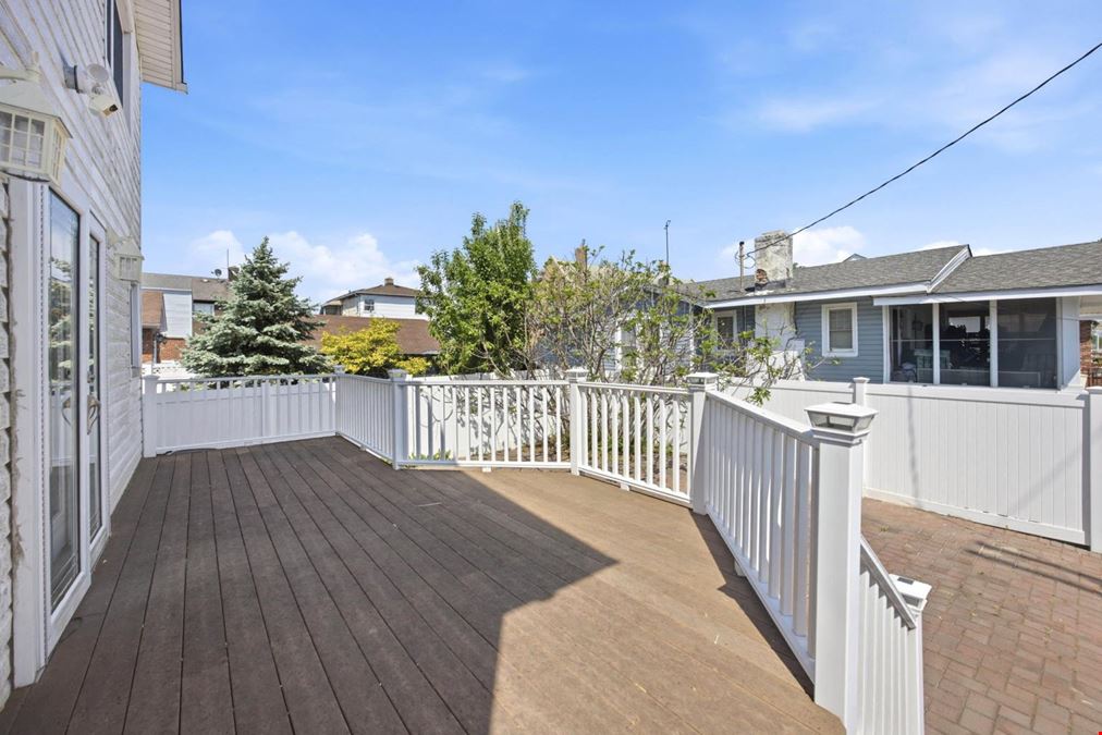 98-19 160th Ave
