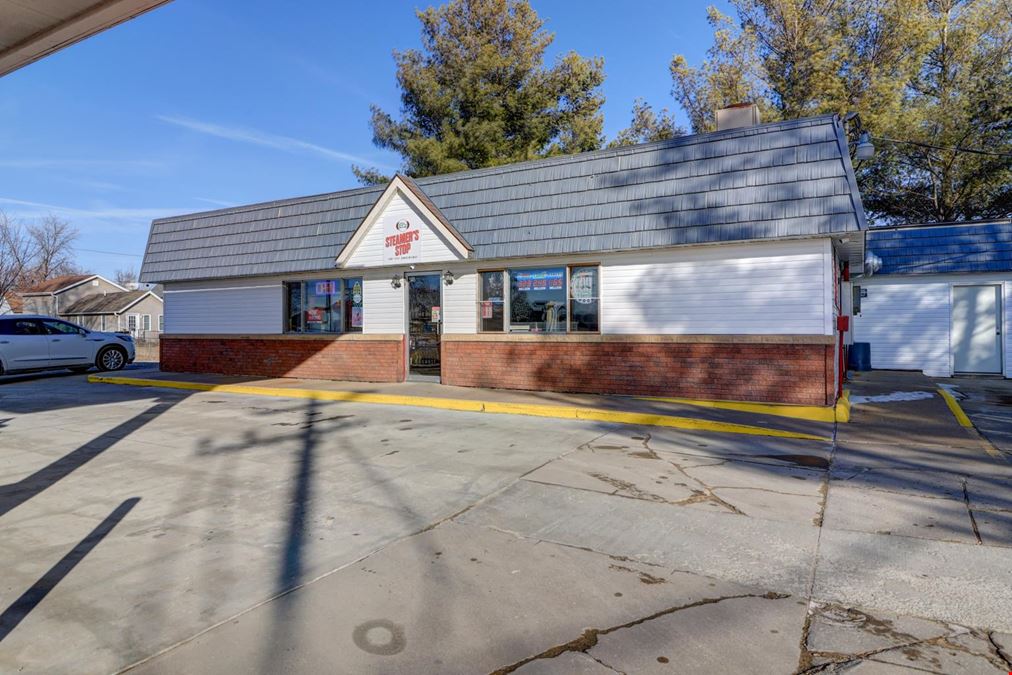 Retail in Fulton