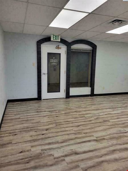 Preview of commercial space at 925 Stevens Dr