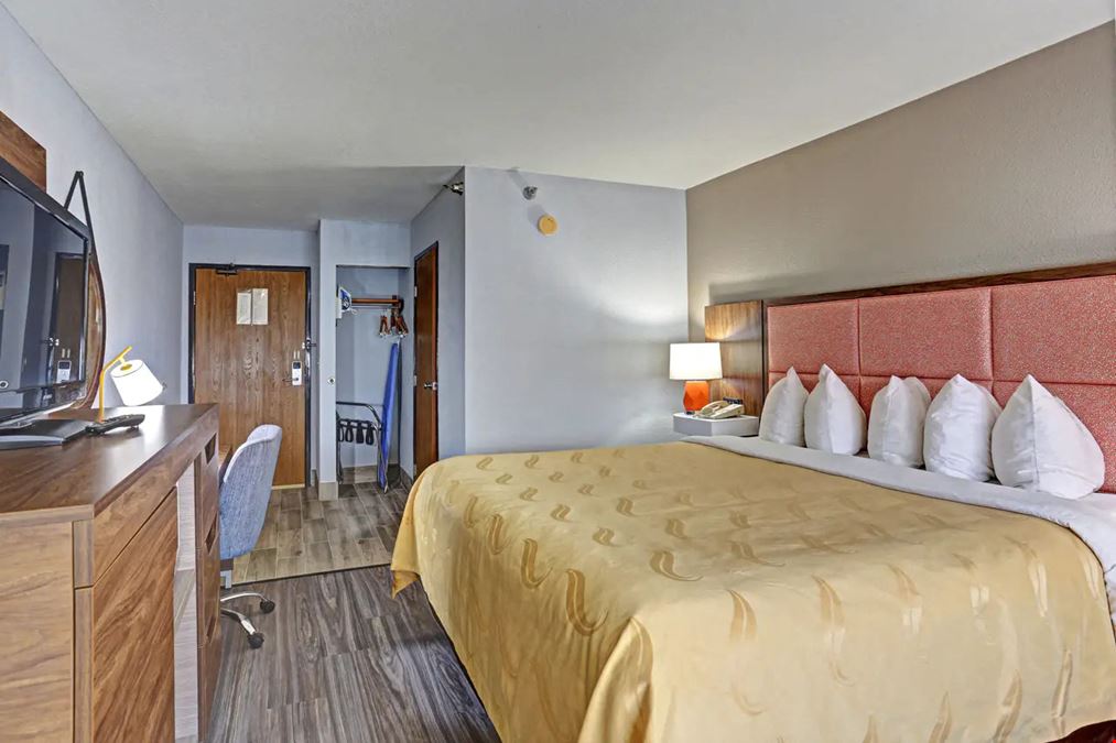 Quality Inn  Pierre