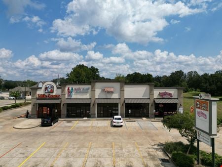 Preview of Retail space for Rent at 17066 Airline Highway