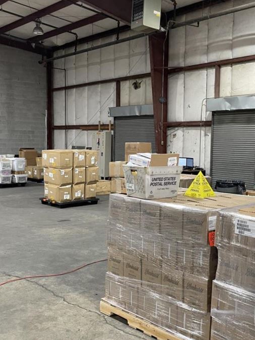 Nashville, TN Warehouse for Rent  #1596 | 500-9,000 sq ft available