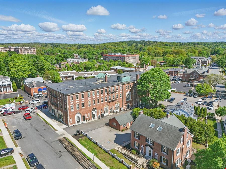 6 Windsor Street, Andover, MA 01810