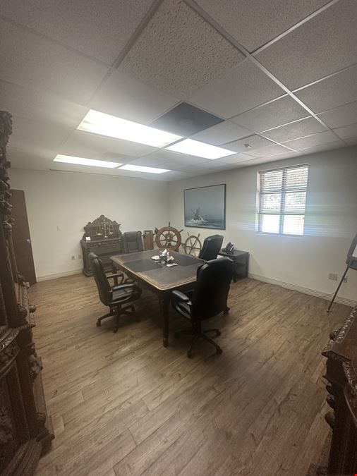 Executive Office Suites for Lease